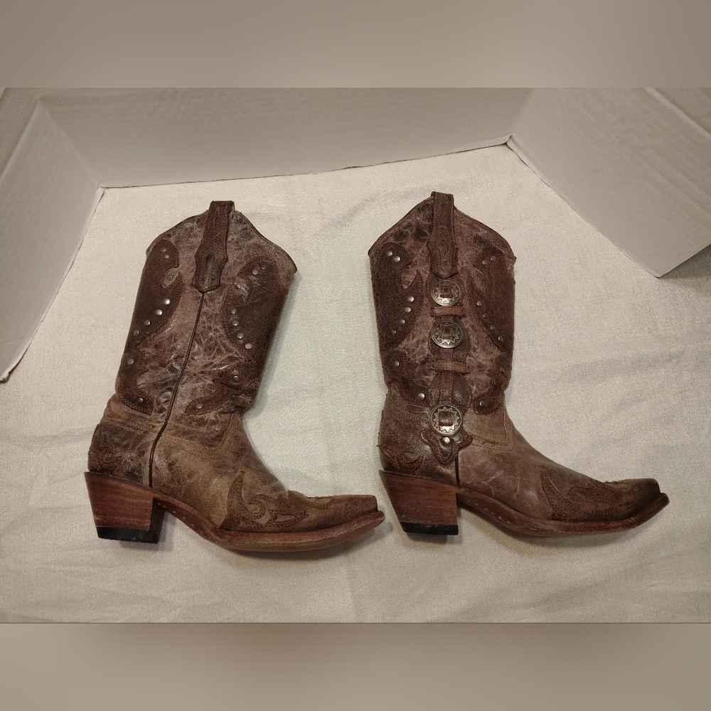 Brown Embroidered Leather Western Heeled Boots - Picture 6 of 15